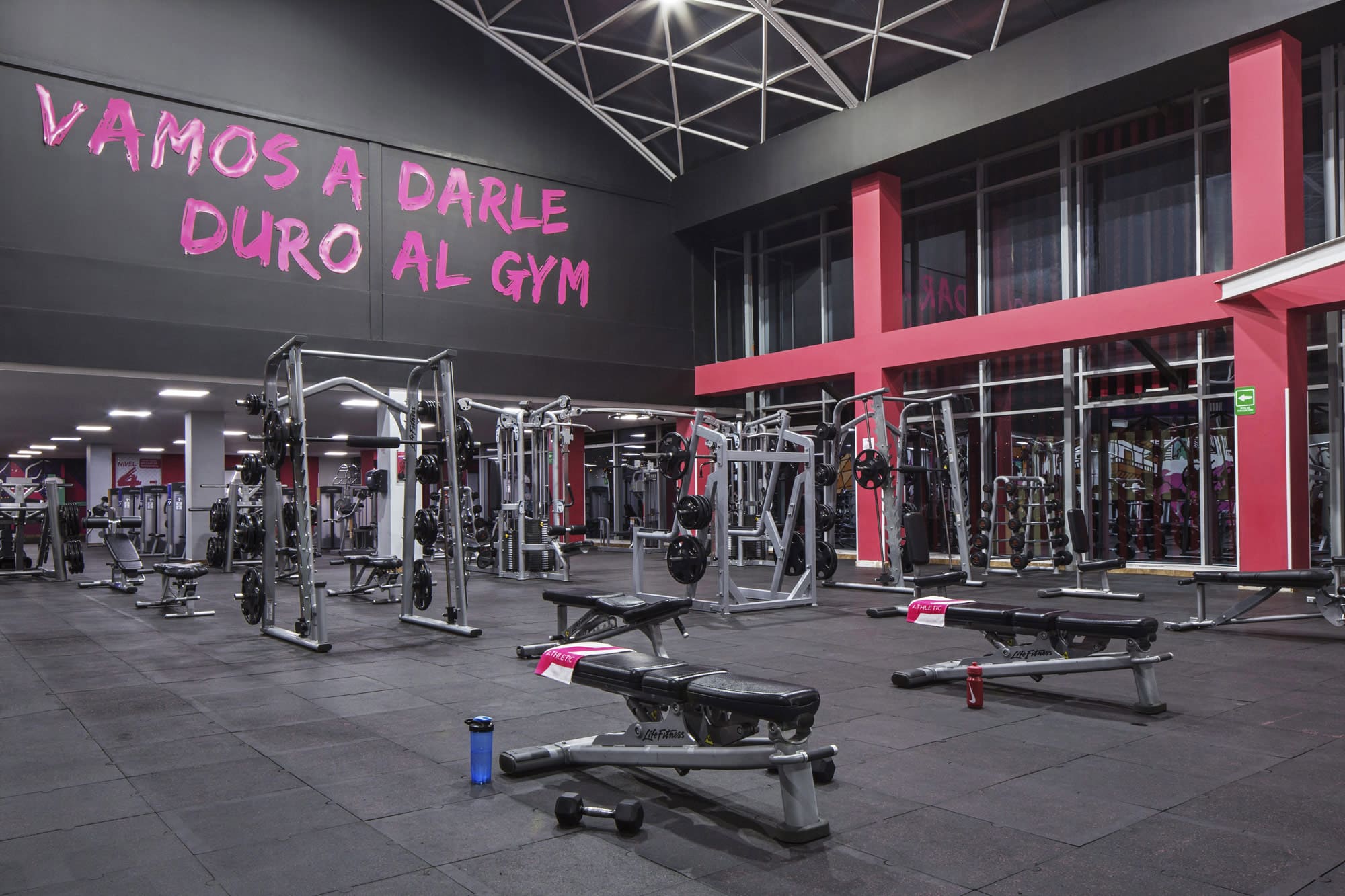 01-Foto-para-Gran-Granada-Musculación